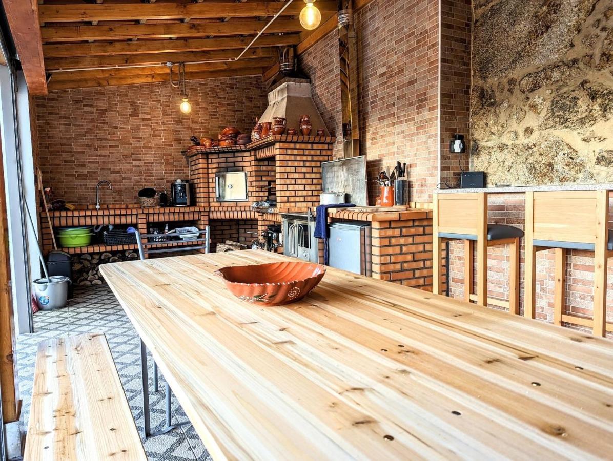 Fonte Retreat Home - Jacuzzi And Heated Swimming Pool Sandim 外观 照片