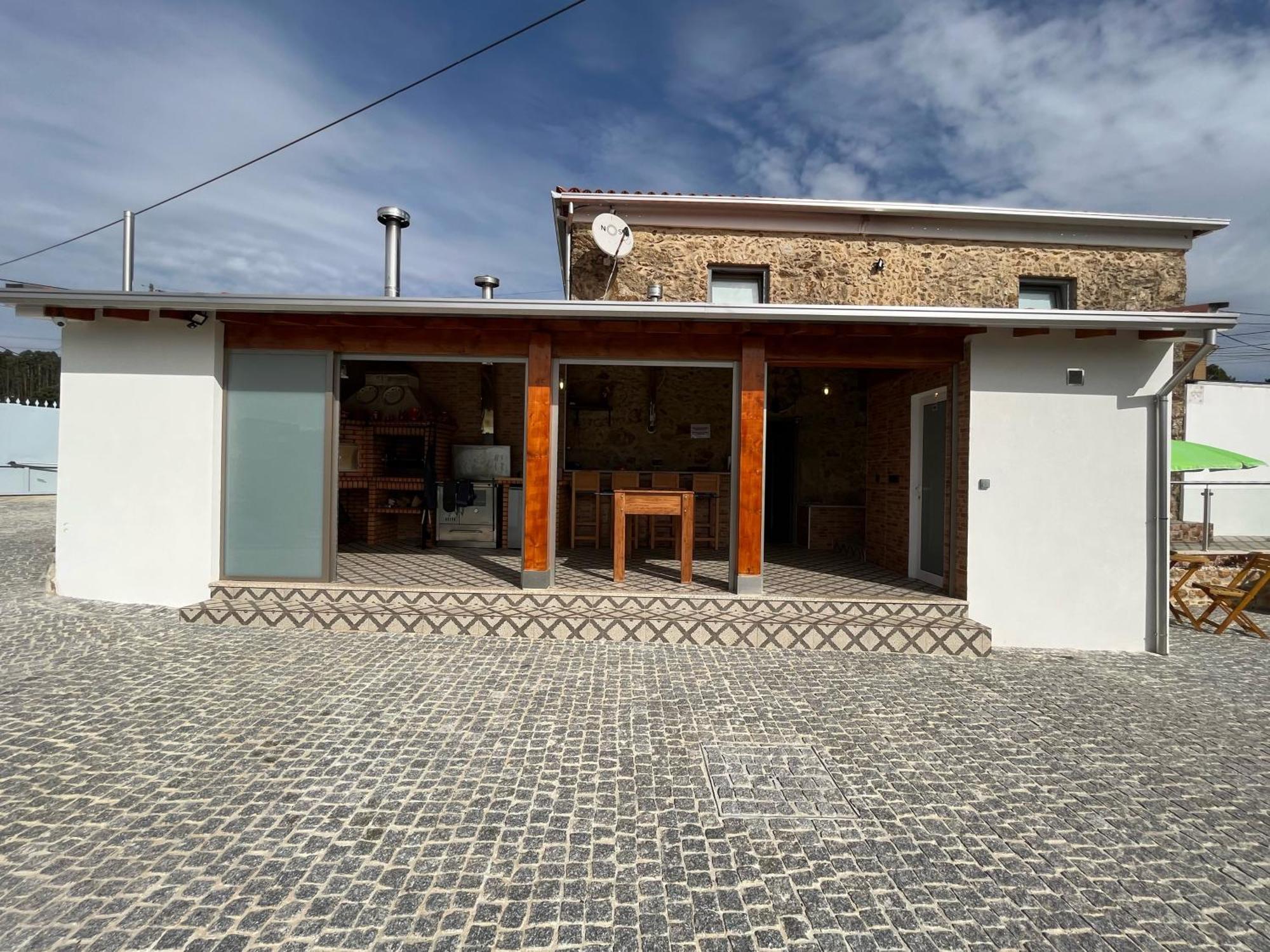 Fonte Retreat Home - Jacuzzi And Heated Swimming Pool Sandim 外观 照片
